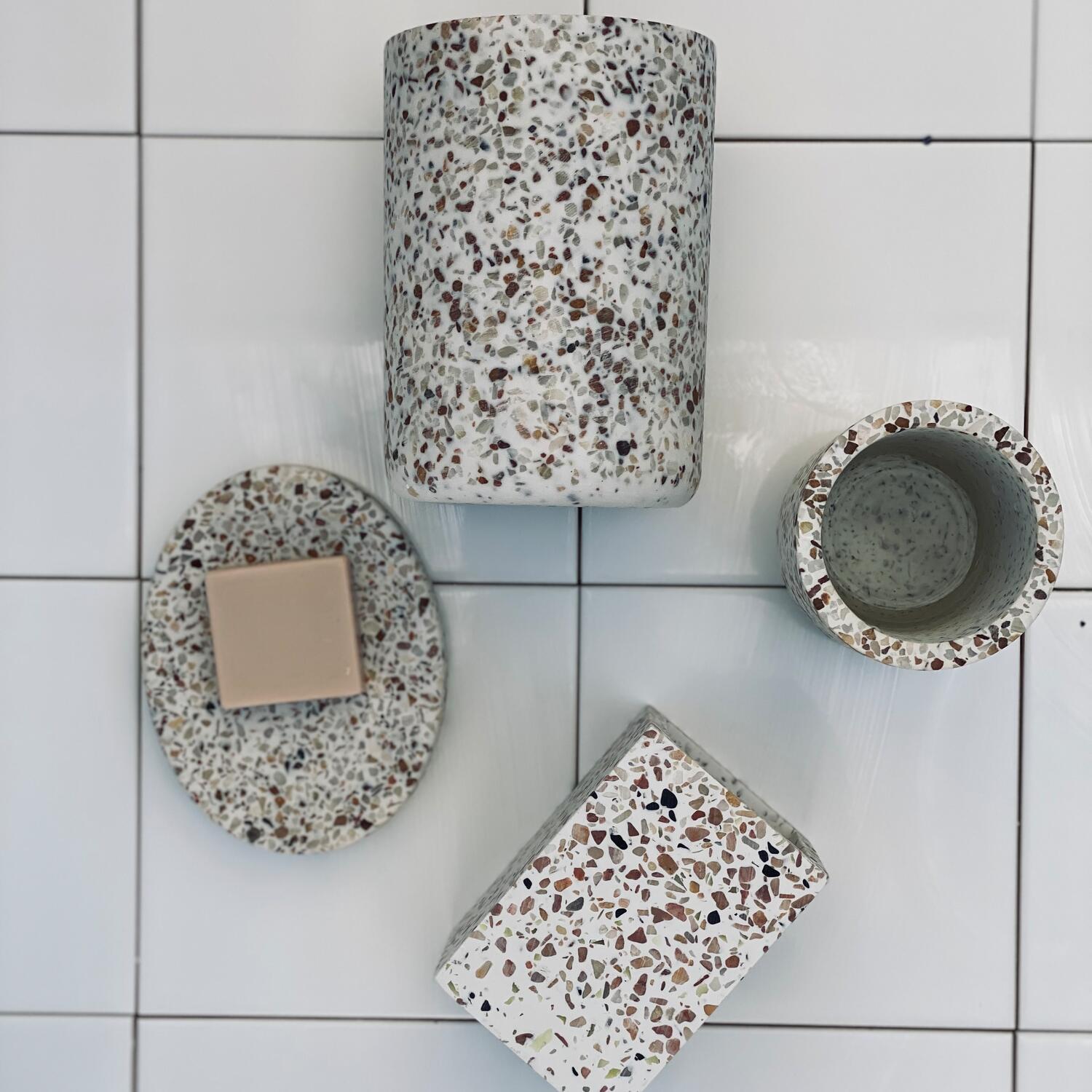 Terrazzo tandbørste krus - natural